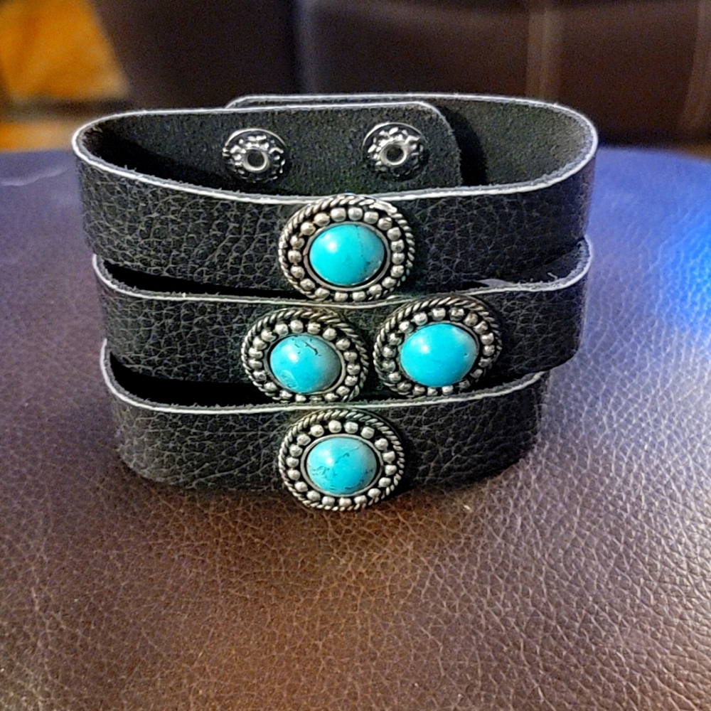 NWOT Turquoise and Black Leather Cuff